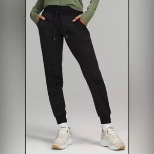 Lululemon Align Mid-Rise Joggers